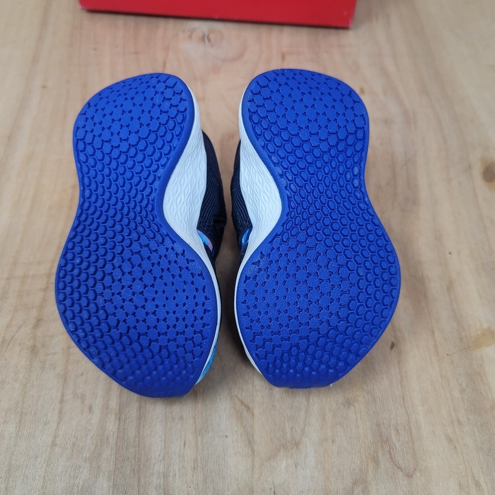 New Balance Kids Sneakers Toddler Size 4 Wide Blue Casual Hook & Loop Shoes - Picture 7 of 8